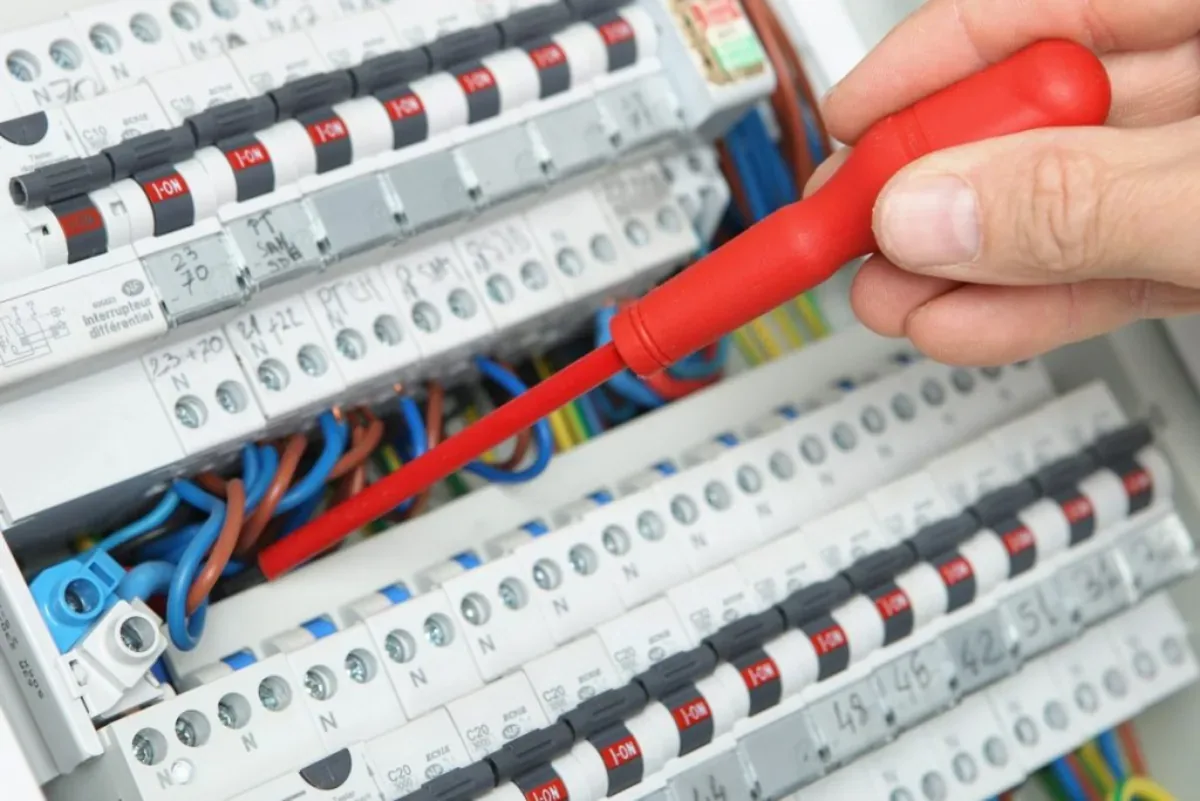 Dépannage électrique d'urgence à Cholet
