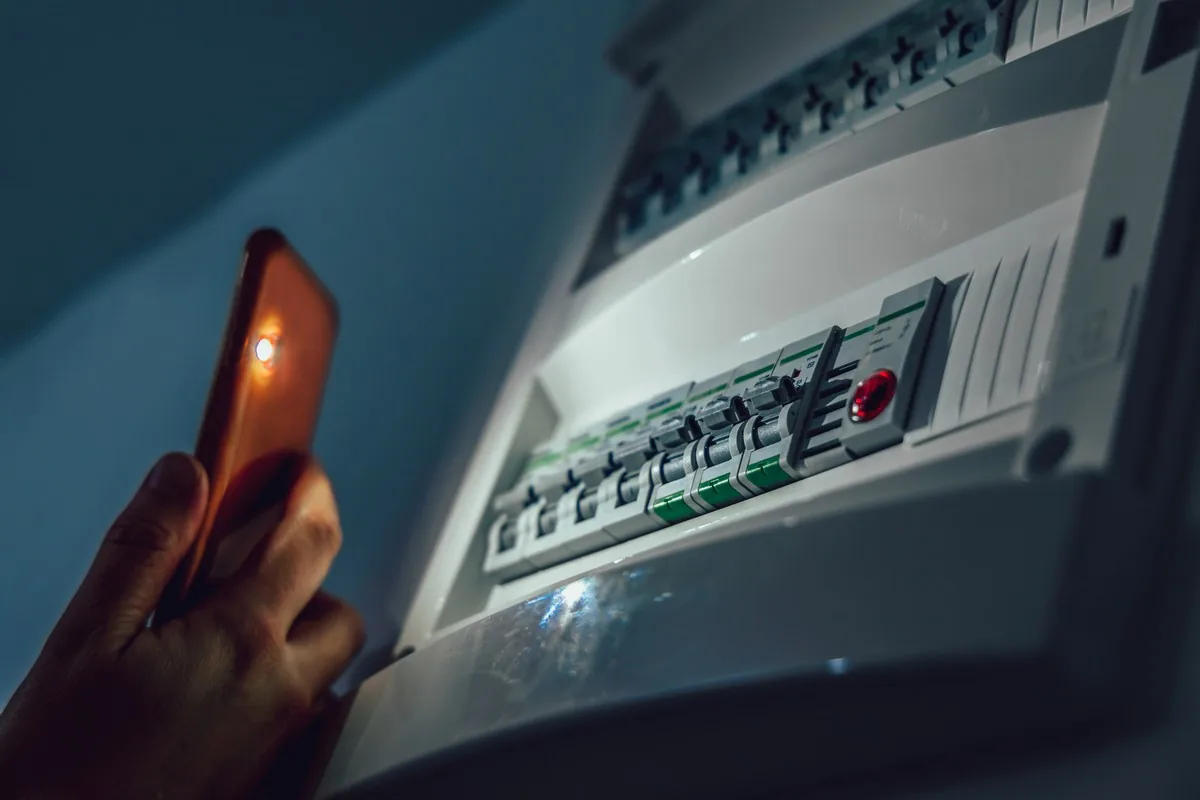 SOS électricien 24h/24 et 7j/7 à Cholet
